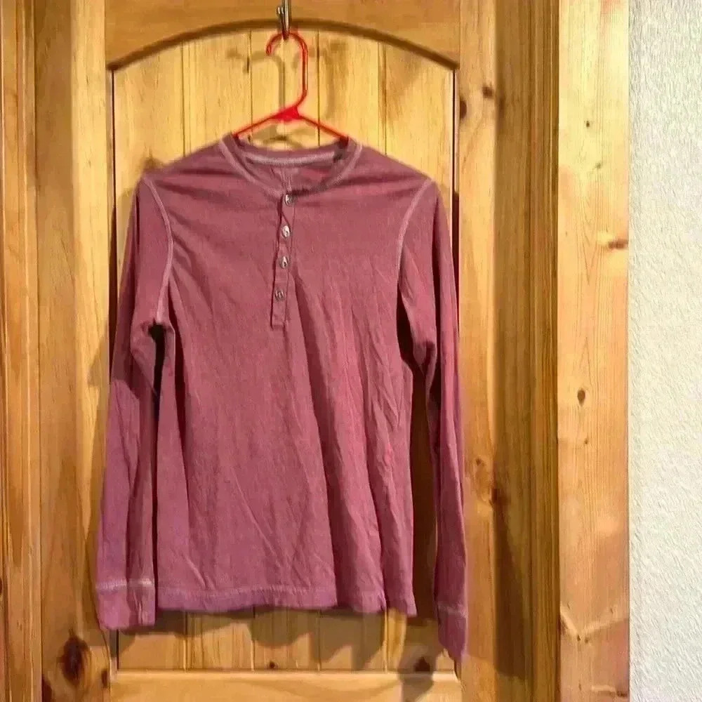 Uproar Long Sleeve Henley